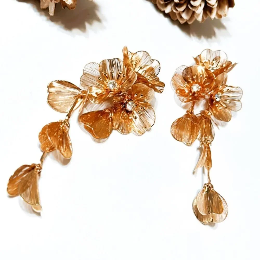 Flower statement  earrings M113 - Picture 4 of 7